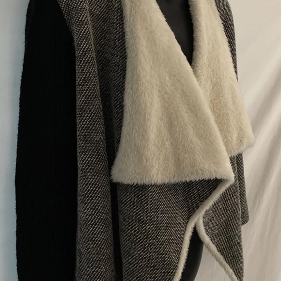 “Skies are Blue” open draped sweater XS - Picture 3 of 8